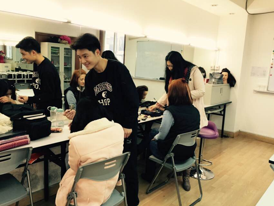 活动-化妆培训学校政府补贴免费学形象设计师化妆初、中级开始报名咯!