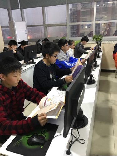 活动-“编程一小时”暑期免费试听活动