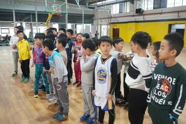 活动-昕兰青少年篮球营暑假班开课通知